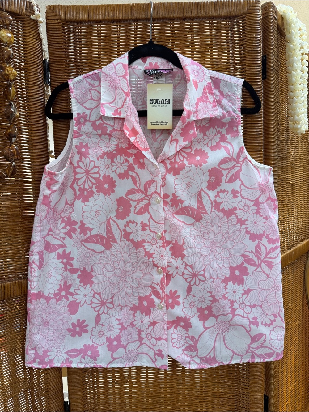 Threads Vintage Floral Sleeveless Button-Front Top - Pink/White